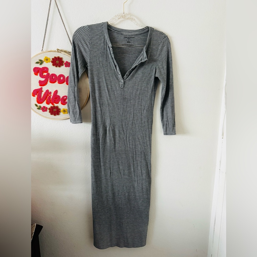 A Pea in the Pod Black and White Striped Long Sleeve Dress